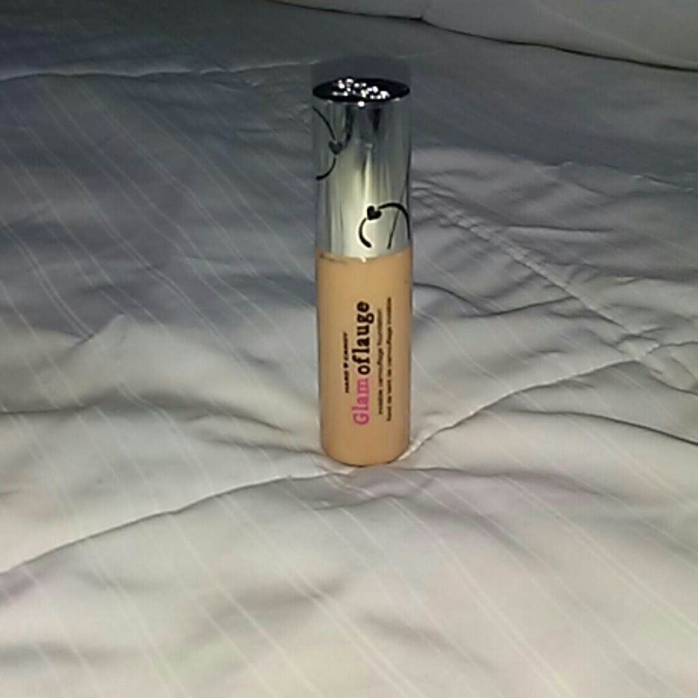 Glamoflauge foundation 3/4 full